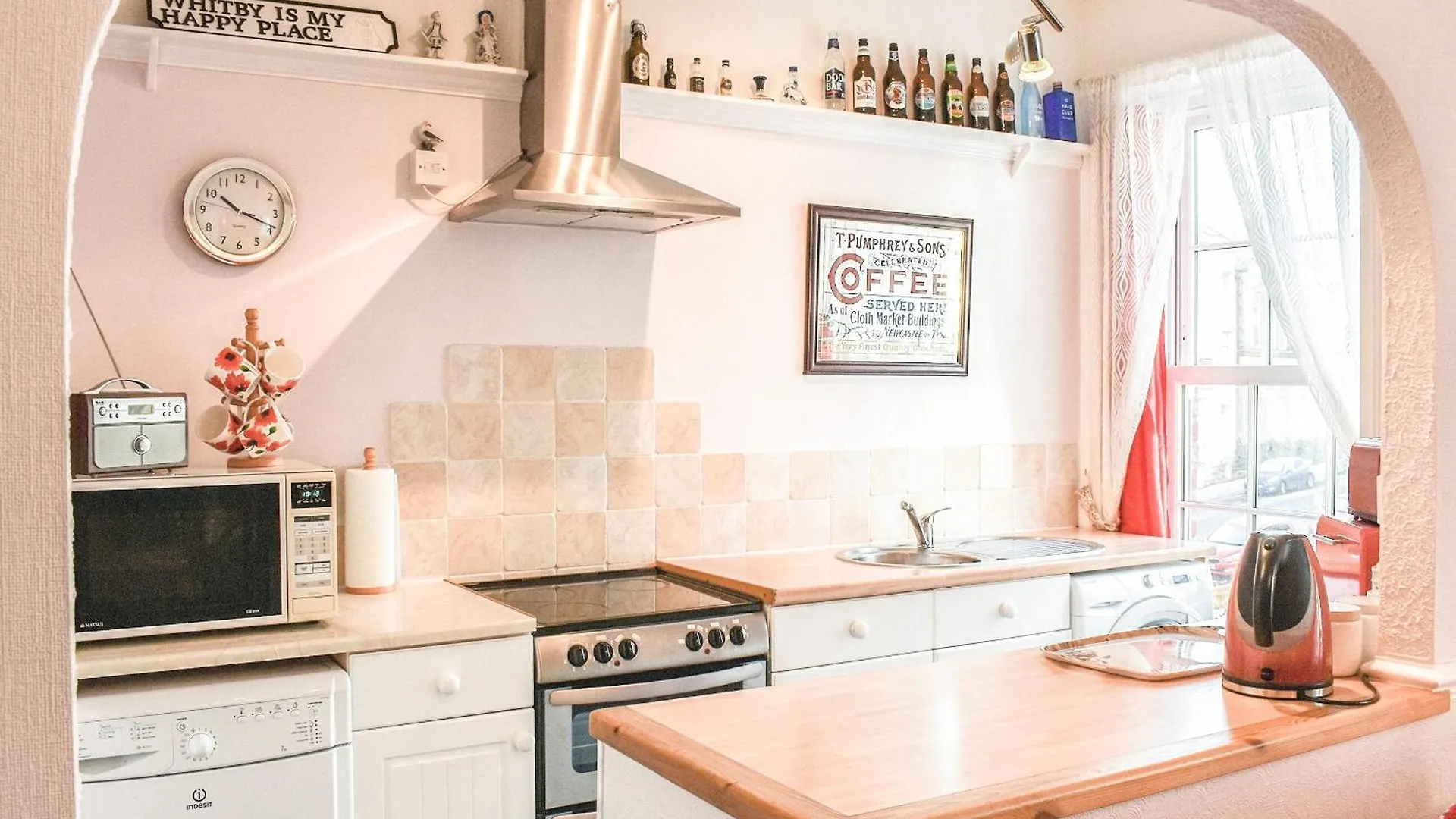 Bella Vista Villa Whitby Holiday home
